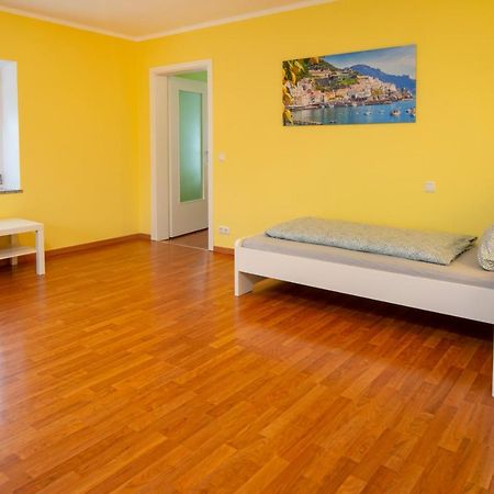 Monteur-/ Arbeiter-Apartment_ Wohnung 4 Memmingen Luaran gambar