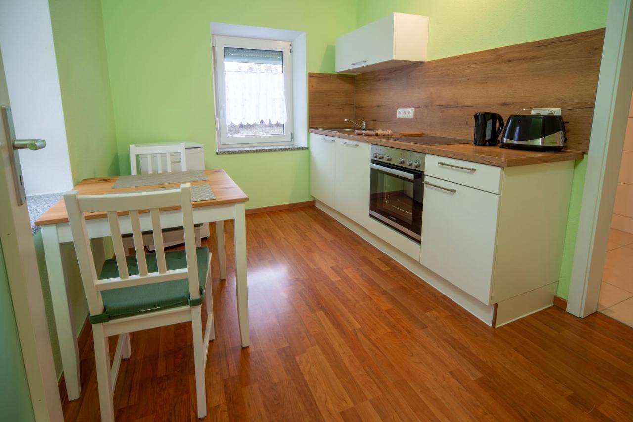 Monteur-/ Arbeiter-Apartment_ Wohnung 4 Memmingen Luaran gambar